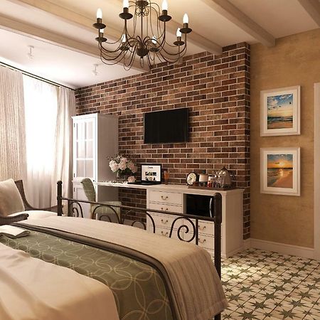 Park Hotel Kiev Bagian luar foto