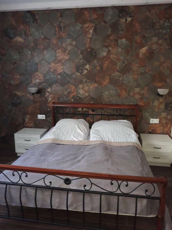 Park Hotel Kiev Bagian luar foto